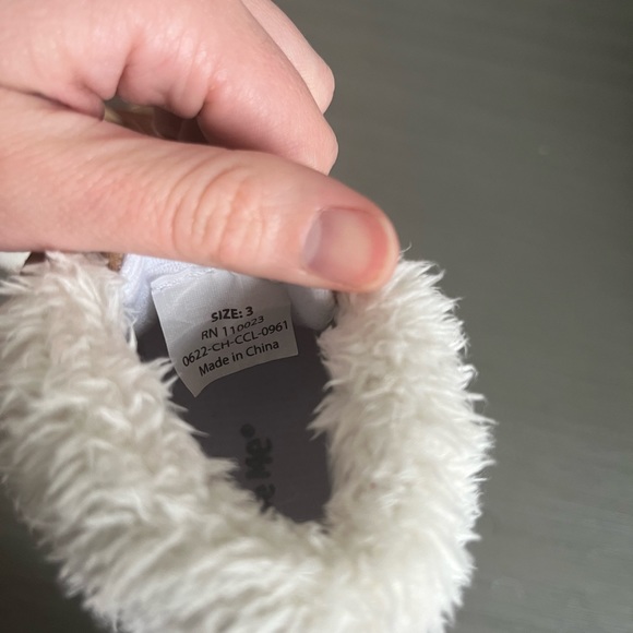 Toddler shoes (size3) - Picture 6 of 6